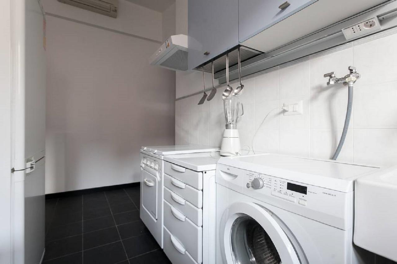 Amedei Apartment Int. 11 Милано Екстериор снимка